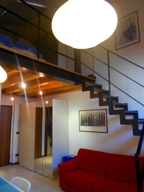 Flats4Rent Tommaso Appartement Verona Buitenkant foto