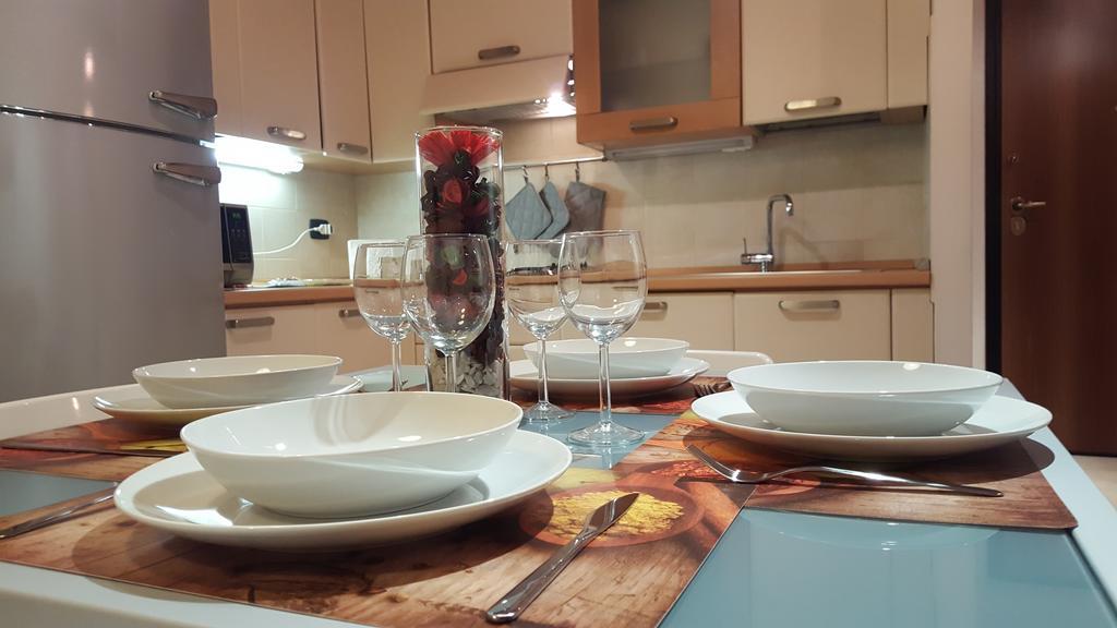 Flats4Rent Tommaso Appartement Verona Buitenkant foto